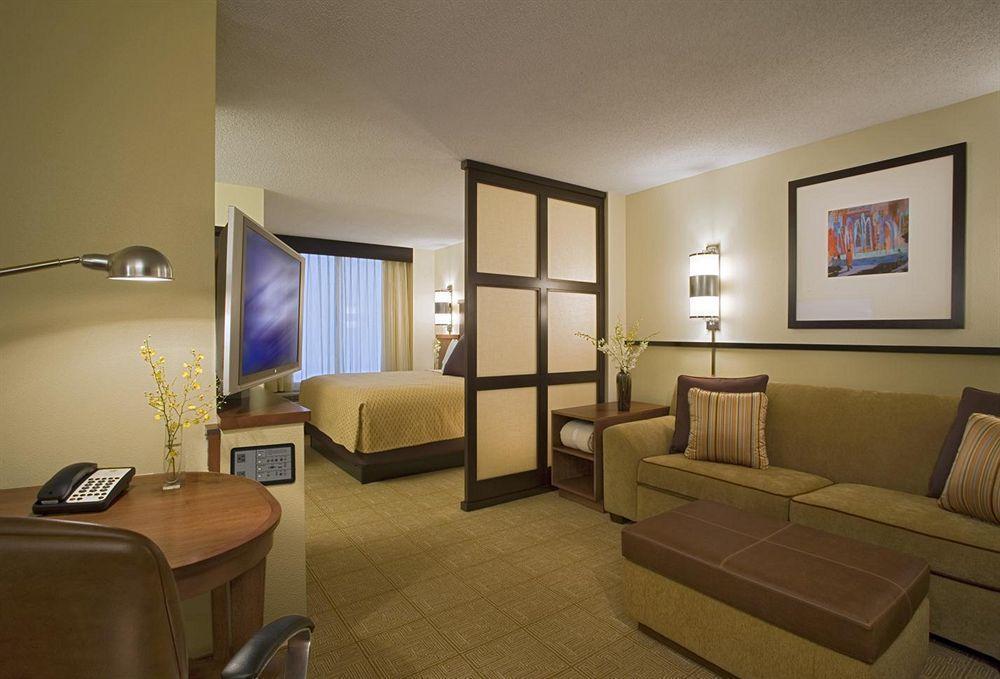 Hyatt Place Nashville Airport Екстер'єр фото